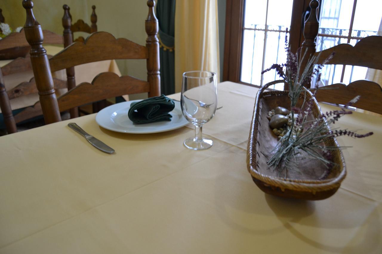 Hostal Toribio Galaroza Dış mekan fotoğraf