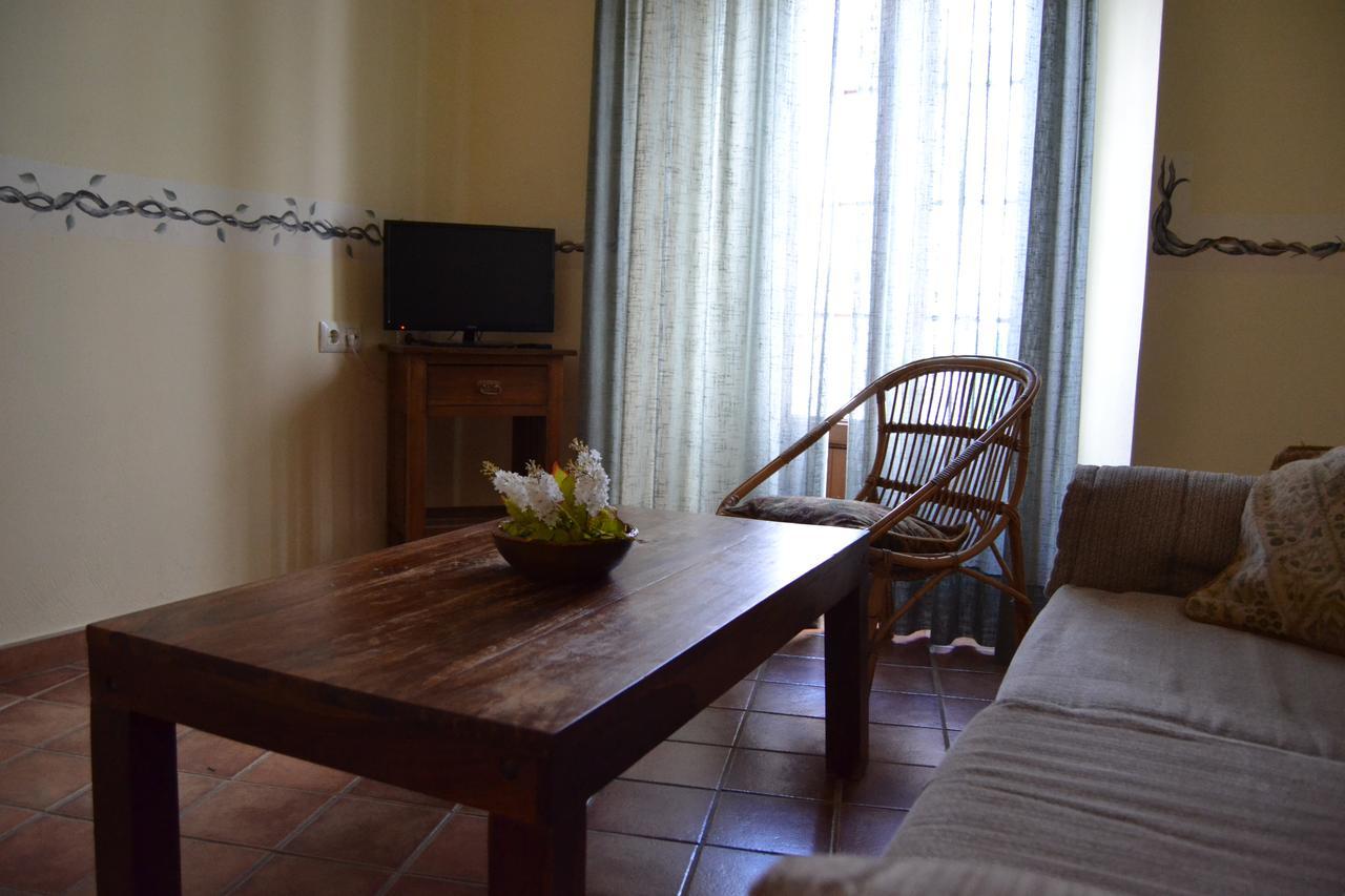 Hostal Toribio Galaroza Dış mekan fotoğraf