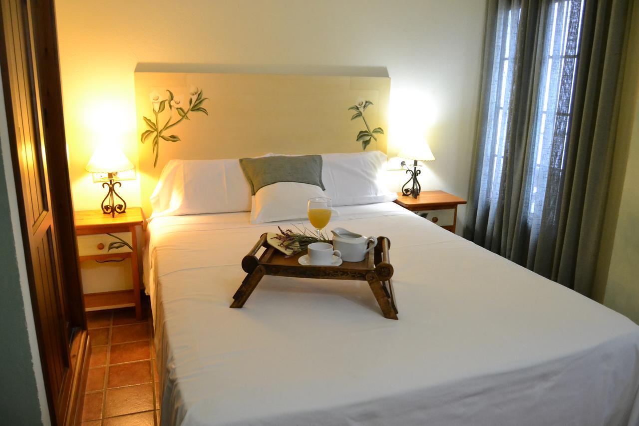 Hostal Toribio Galaroza Dış mekan fotoğraf