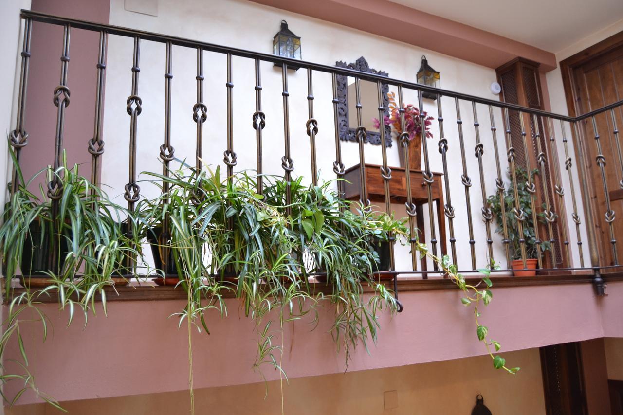 Hostal Toribio Galaroza Dış mekan fotoğraf